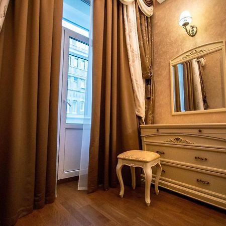 Kyiv Classic Apartment Bagian luar foto
