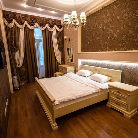 Kyiv Classic Apartment Bagian luar foto