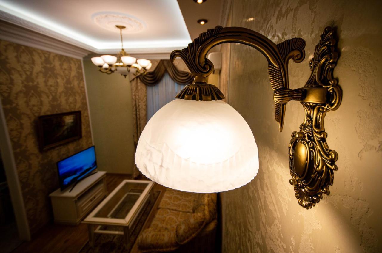 Kyiv Classic Apartment Bagian luar foto