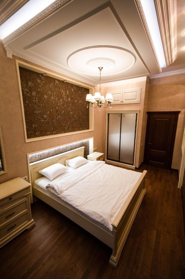 Kyiv Classic Apartment Bagian luar foto