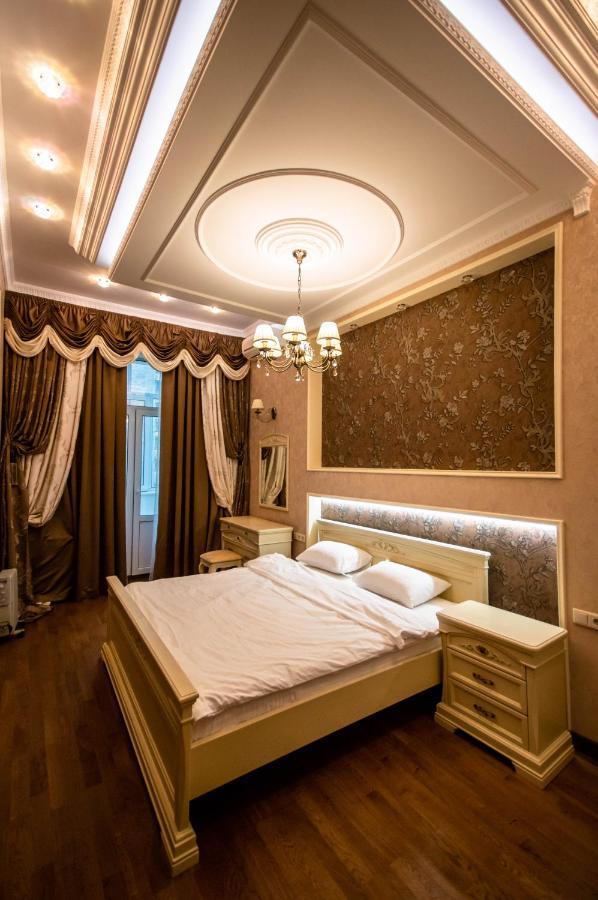 Kyiv Classic Apartment Bagian luar foto